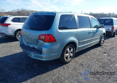 2010 Volkswagen Routan Se from USA, damaged, VIN 2V4RW3D19AR246102